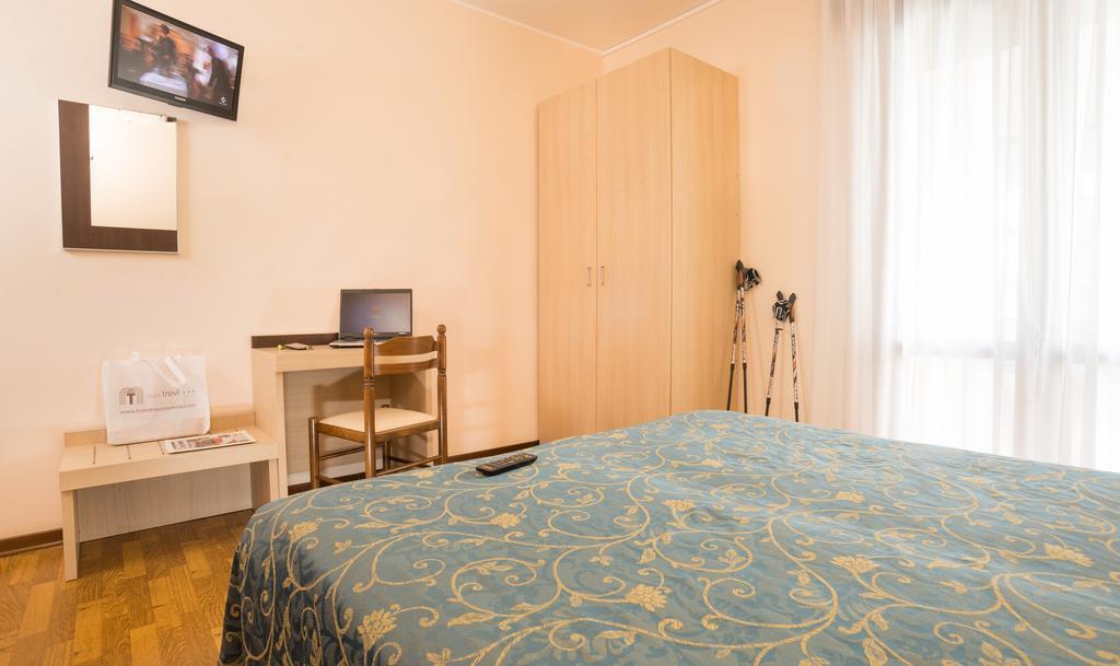 Hotel Trevi Lido di Jesolo Room photo