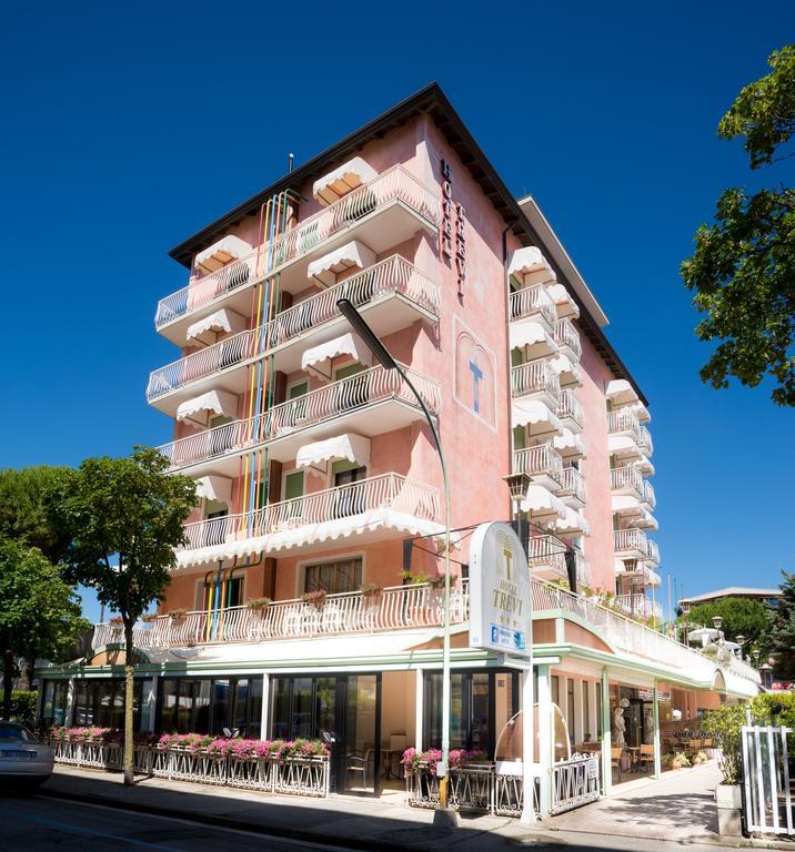 Hotel Trevi Lido di Jesolo Exterior photo